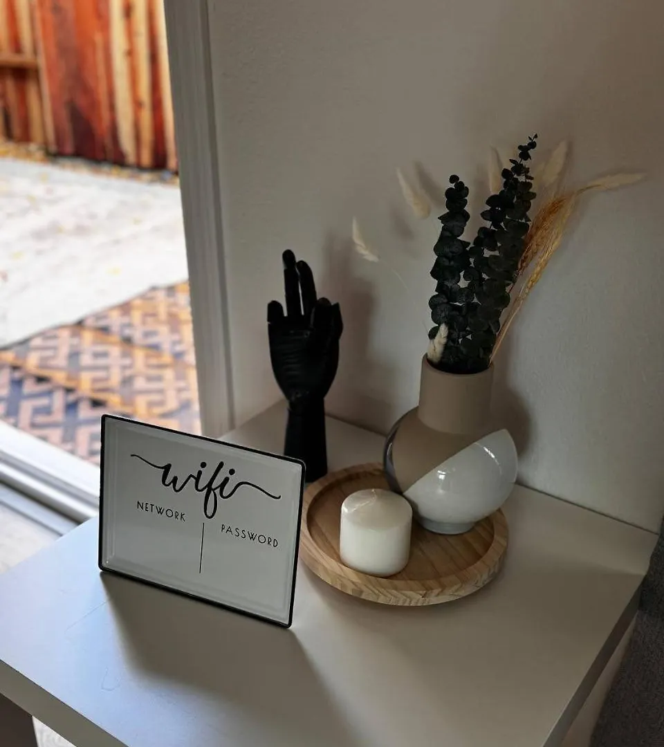 Casa de Férias Modern Downtown Escape Sleeps 10 Vila Sacramento