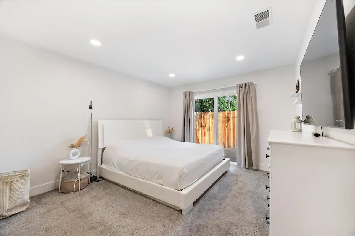 Modern Downtown Escape Sleeps 10 Vila Sacramento 0*,